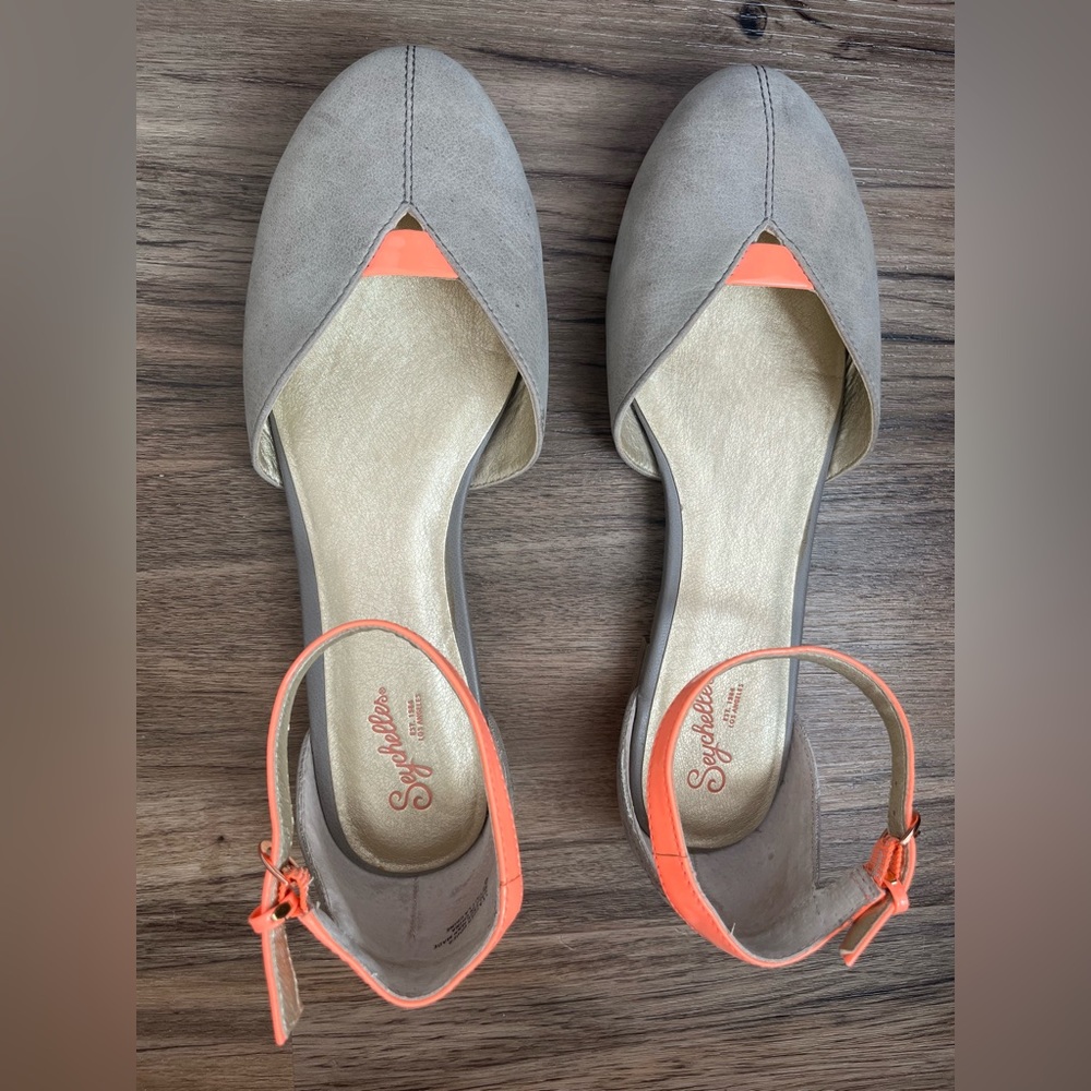 Seychelles flats. Size 9.